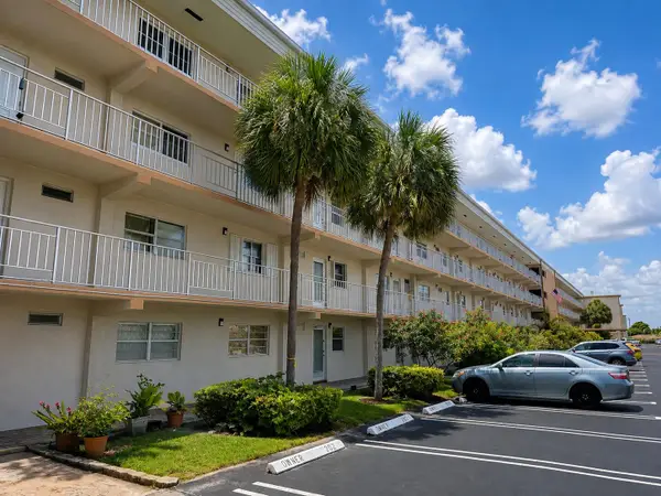 230 NE 26th Avenue #4040, Boynton Beach, FL 33435