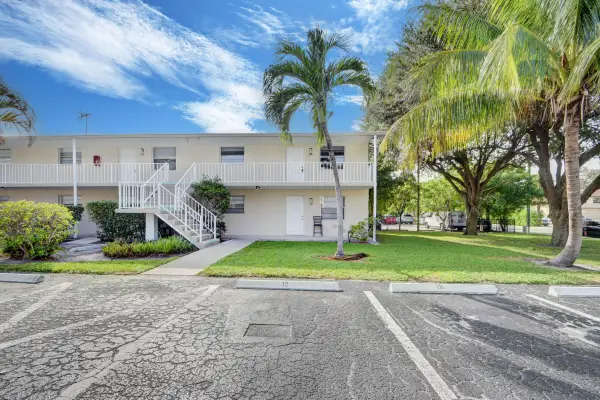 1733 3rd Avenue N #24, Lake Worth, FL 33460