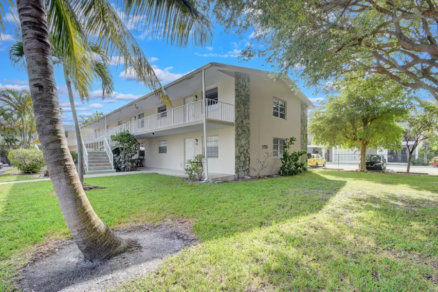 1733 3rd Avenue N #24, Lake Worth, FL 33460 - #2