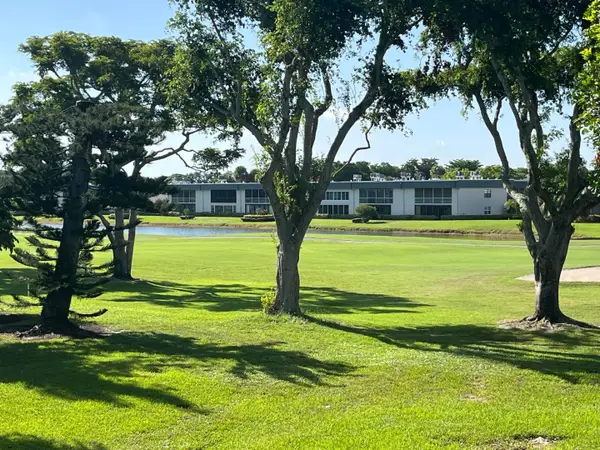 93 Normandy B, Delray Beach, FL 33484