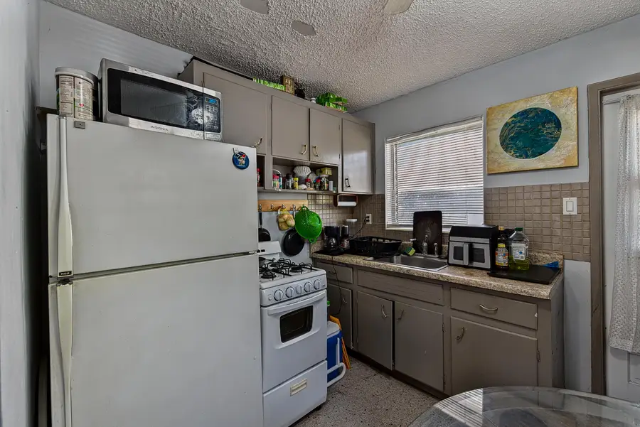 1223 NE 3rd Avenue #1-3, Fort Lauderdale, FL 33304 - #3