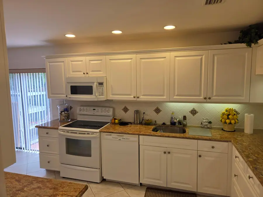 61 Eastgate Drive #A, Boynton Beach, FL 33436 - #3