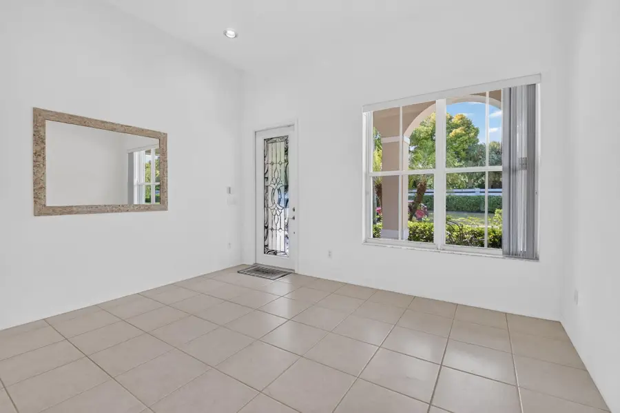 8107 Bellafiore Way, Boynton Beach, FL 33472 - #3