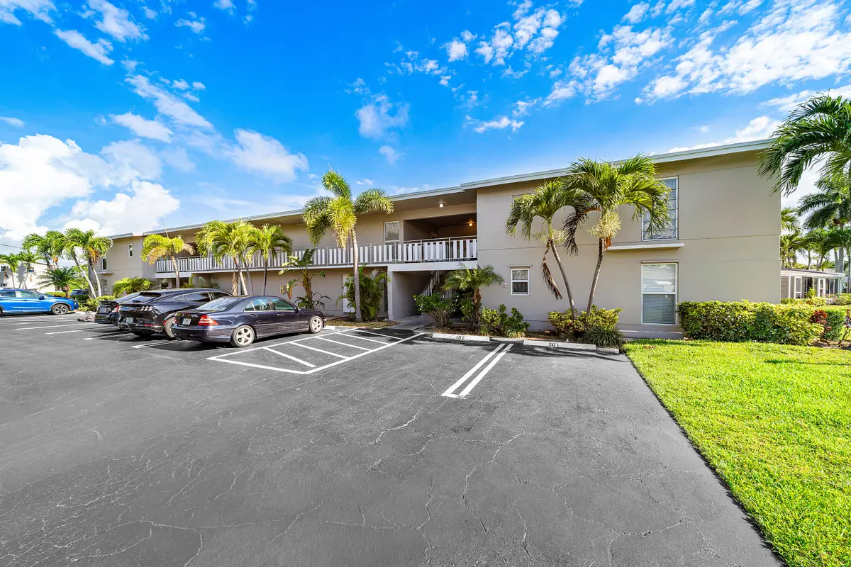 315 Circle Drive S #201, Boynton Beach, FL 33435 - #1