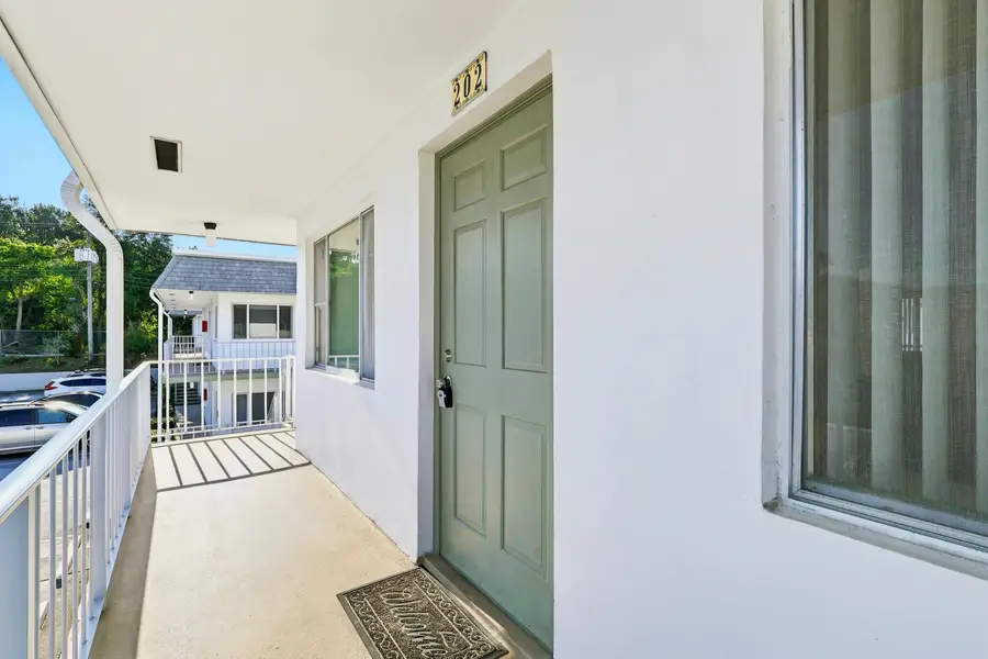 2920 Cynthia Lane #202, Lake Worth Beach, FL 33461 - #2