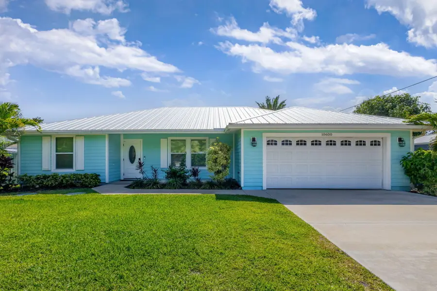 10600 SE Gomez Avenue, Hobe Sound, FL 33455 - #2
