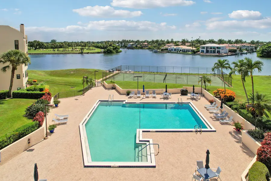 372 Golfview Road #403, North Palm Beach, FL 33408 - #3