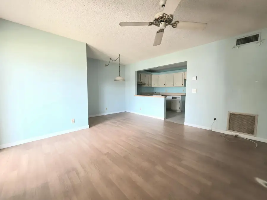 334 Knotty Pine Circle #D-2, Greenacres, FL 33463 - #3
