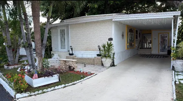 107 Havenwood Drive, Pompano Beach, FL 33064