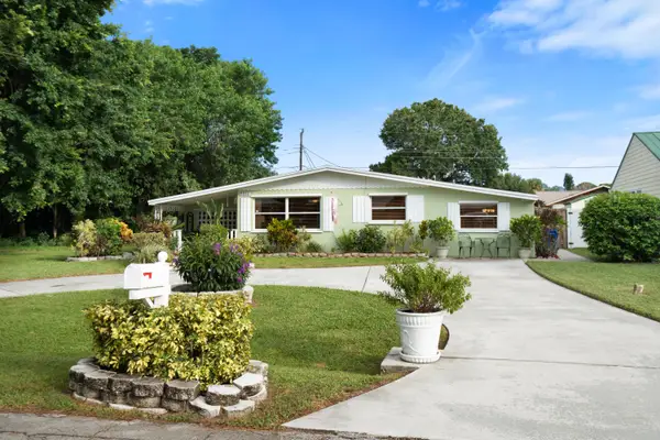 2330 SE Madison Street, Stuart, FL 34997