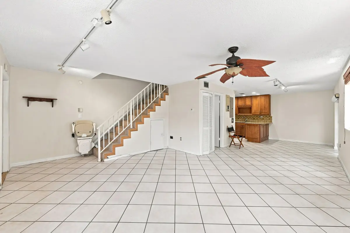 3203 Mcdonald Street #3203, Miami, FL 33133 - #1