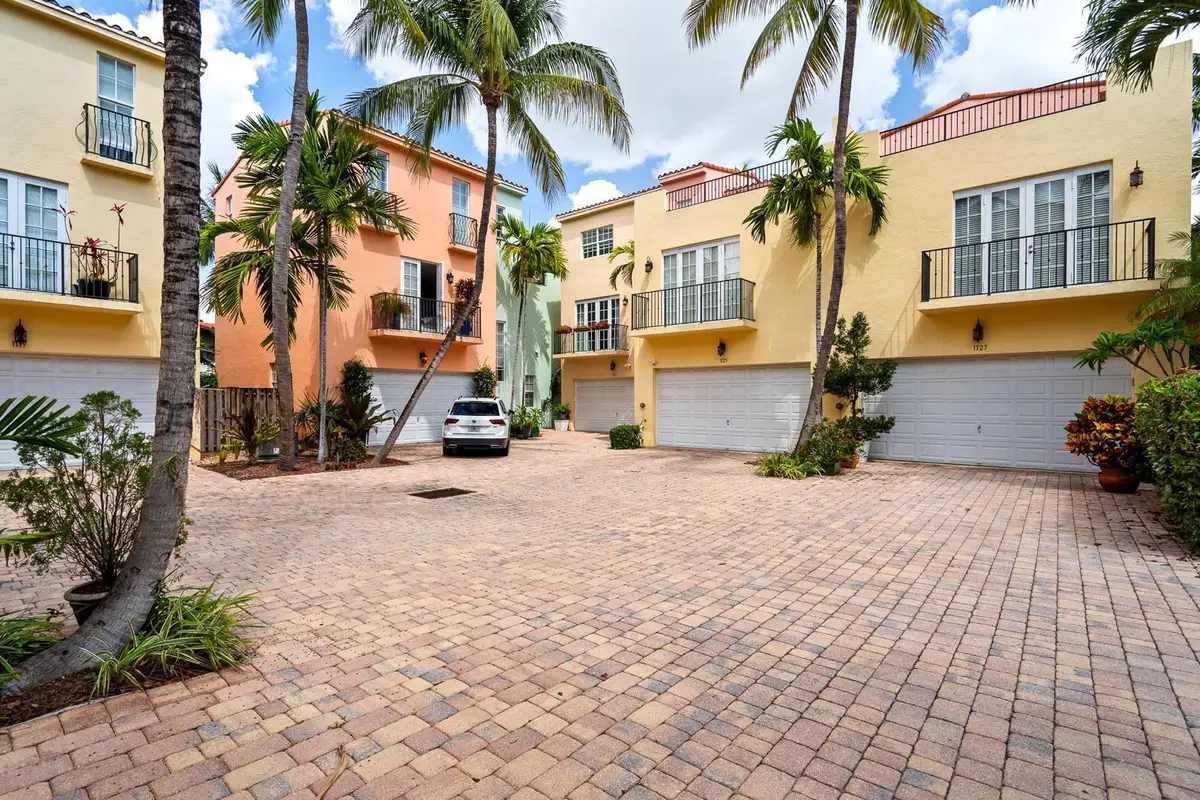 1123 NE 18th Avenue, Fort Lauderdale, FL 33304 - #1