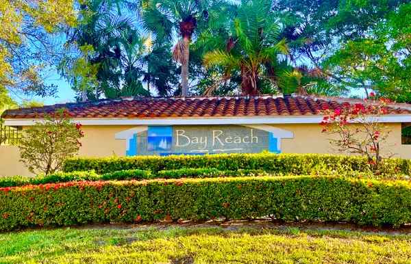 1105 Lake Shore Drive #104, Lake Park, FL 33403