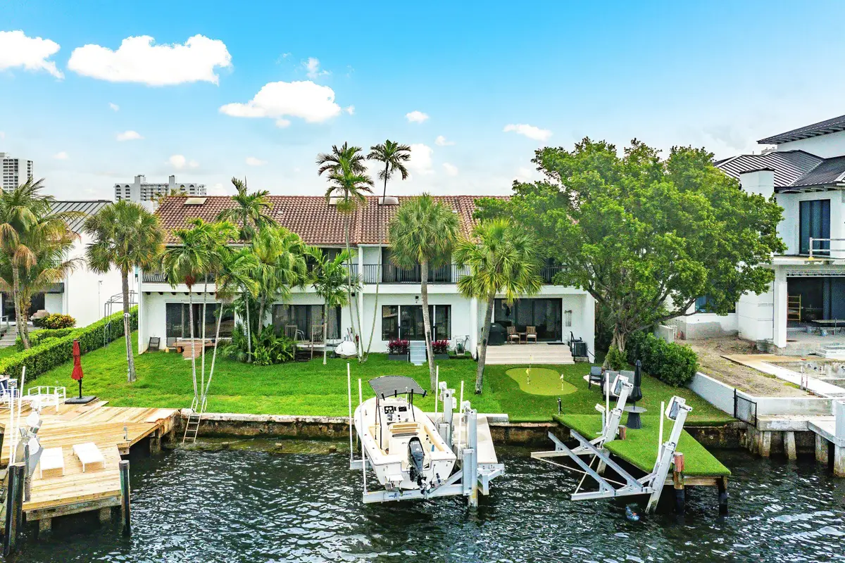 605 NE 19th Avenue, Deerfield Beach, FL 33441 - #1