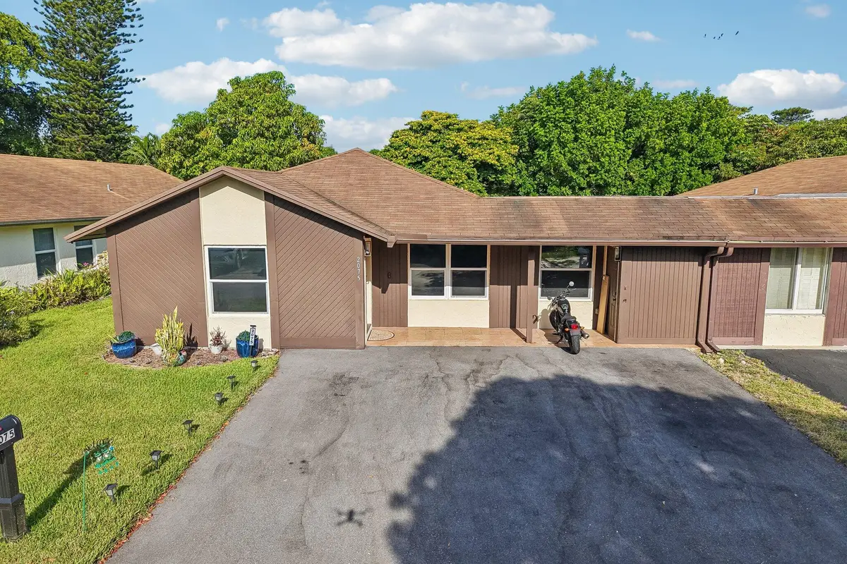 2075 SW 72nd Avenue, Davie, FL 33317 - #1