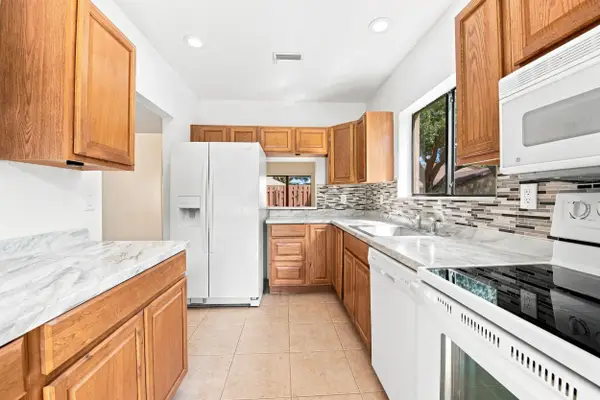 2267 NW 37th Avenue, Coconut Creek, FL 33066