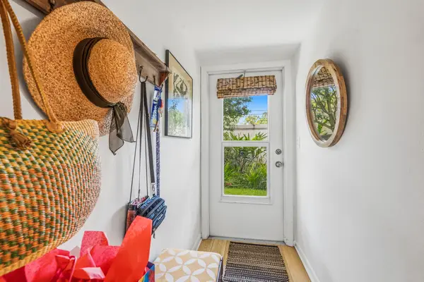 677 Royal Palm Boulevard #7, Vero Beach, FL 32960