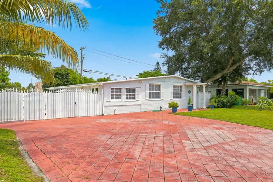 3239 Dolan Road, Palm Springs, FL 33406 - #2