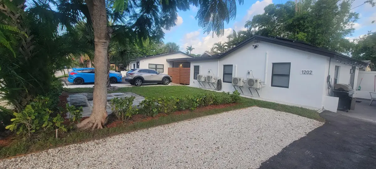 1202 NE 3rd Avenue, Fort Lauderdale, FL 33304 - #1