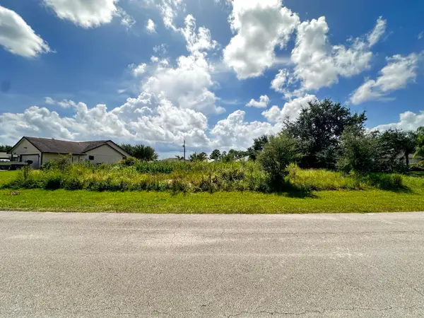 544 SW Columbus Drive, Port St Lucie, FL 34953