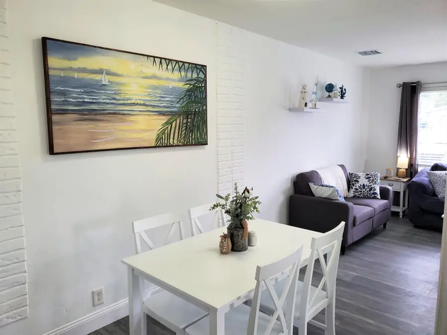 413 SE 23rd Street, Fort Lauderdale, FL 33316 - #3