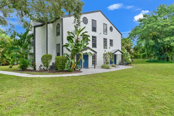 5063 Heatherhill Lane #60, Boca Raton, FL 33486