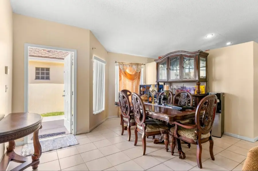 6179 Savannah Way, Lake Worth, FL 33463 - #2