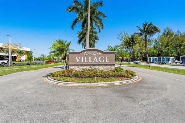 211 Greenbrier A #211, West Palm Beach, FL 33417