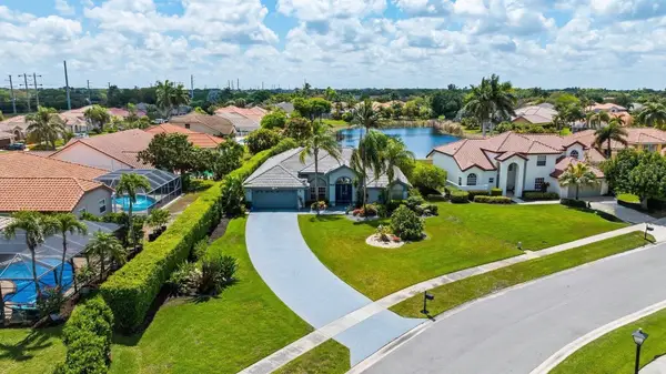 20317 Hacienda Court, Boca Raton, FL 33498