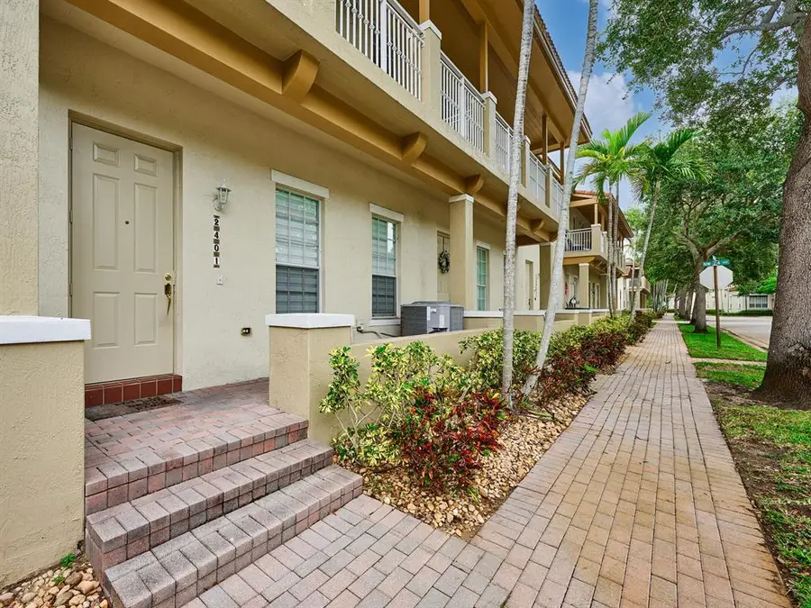 2401 NW 7th Street, Boynton Beach, FL 33426 - #3