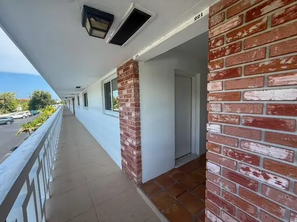 331 Tequesta Drive #220, Tequesta, FL 33469