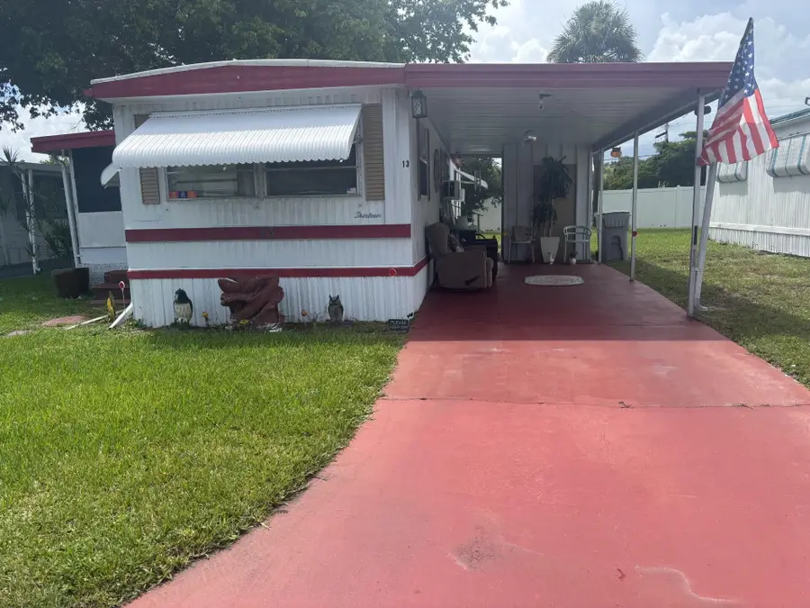 13 Havenwood Drive, Pompano Beach, FL 33064 - #2