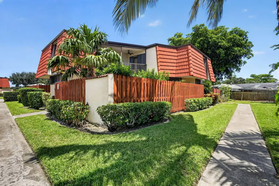 3659 Victoria Drive, West Palm Beach, FL 33406 - #2