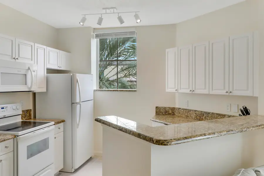 630 S Sapodilla Avenue S #411, West Palm Beach, FL 33401 - #2