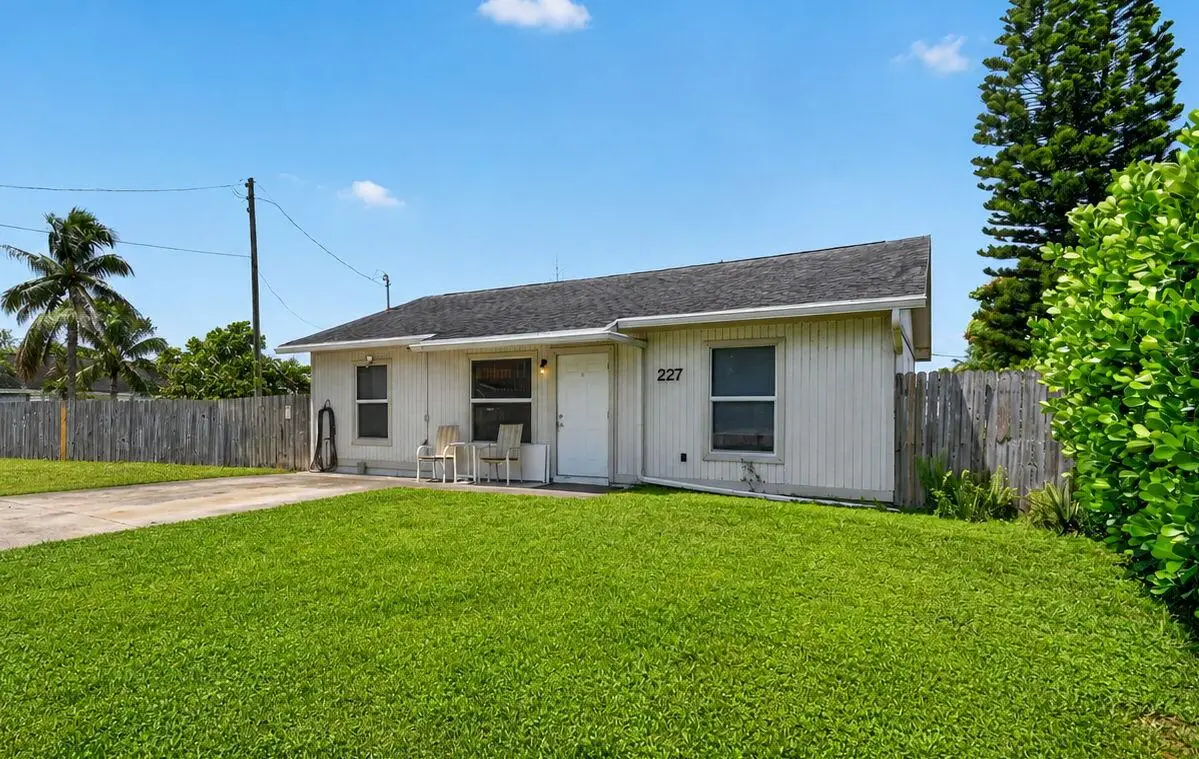 207/227 Ethelyn Drive, West Palm Beach, FL 33415 - #1