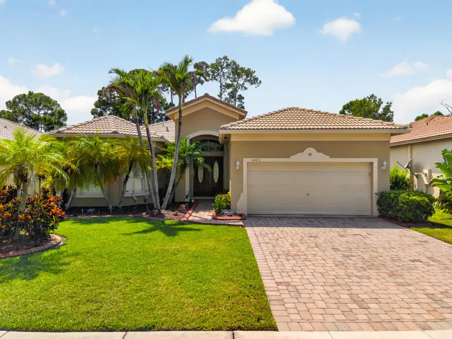 5423 Place Lake Drive, Fort Pierce, FL 34951 - #3
