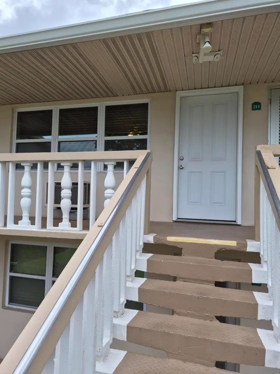 214 Cambridge #I, West Palm Beach, FL 33417 - #2