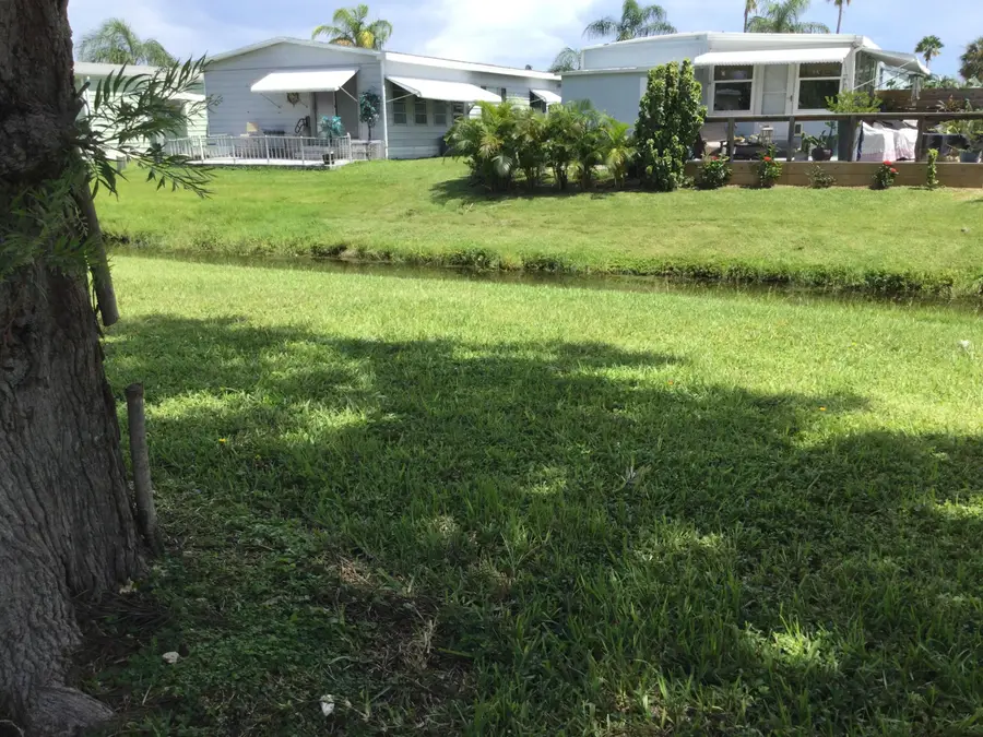 114 Camino Del Rio, Port Saint Lucie, FL 34952 - #3