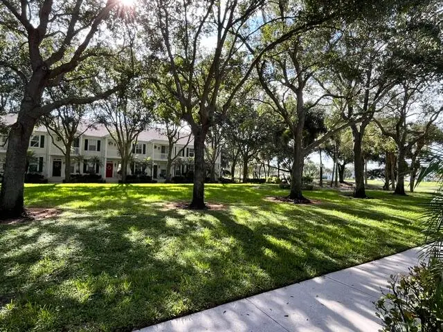109 Ashley Court, Jupiter, FL 33458 - #3