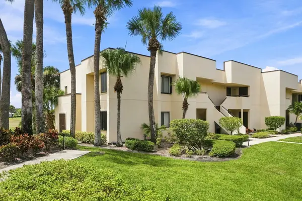 6940 SE Constitution #201, Hobe Sound, FL 33455