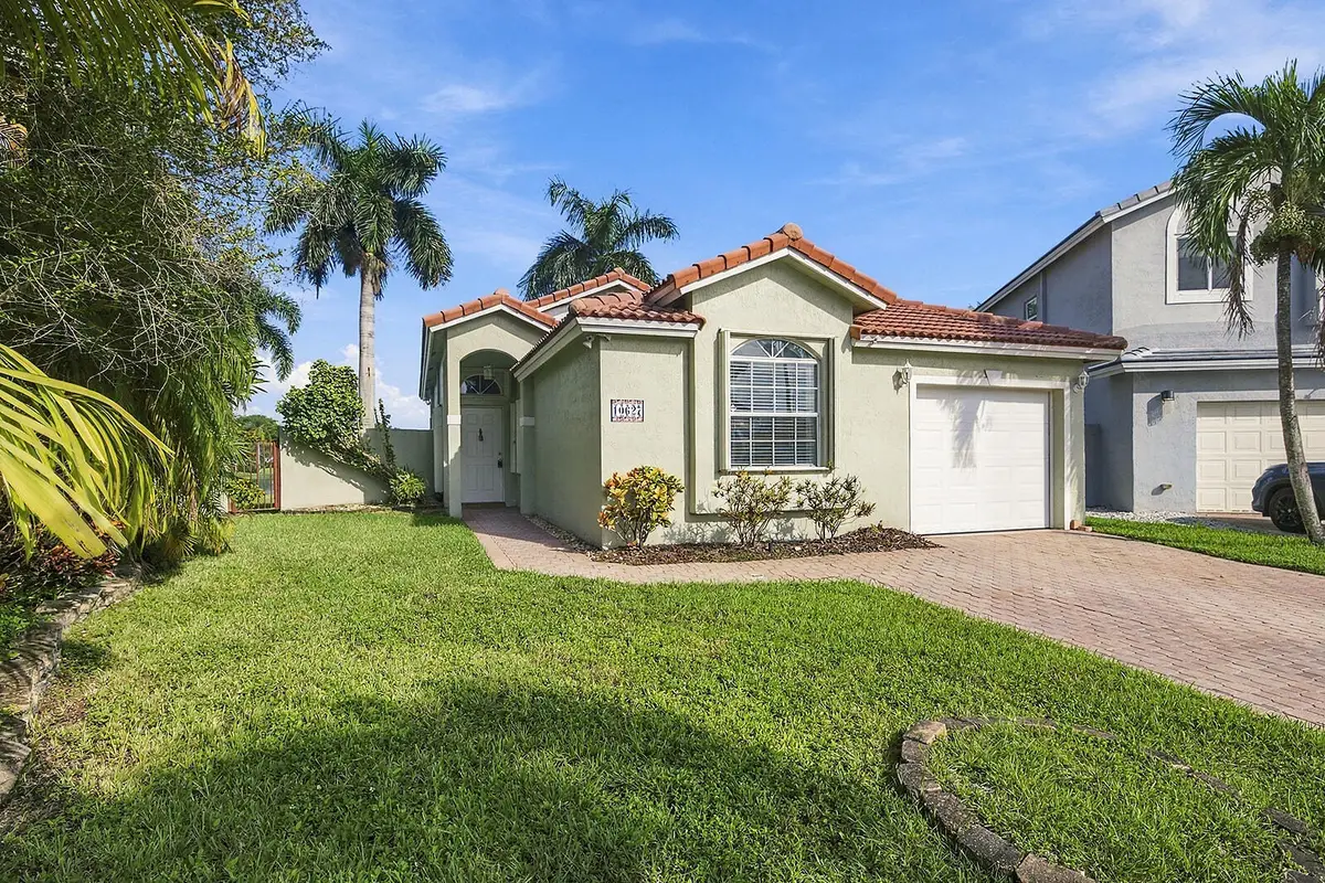 10627 NW 7th Street, Pembroke Pines, FL 33026 - #1