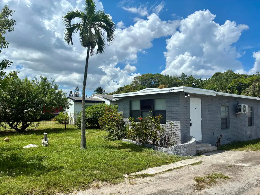 605 NW 9th Avenue, Pompano Beach, FL 33060 - #2