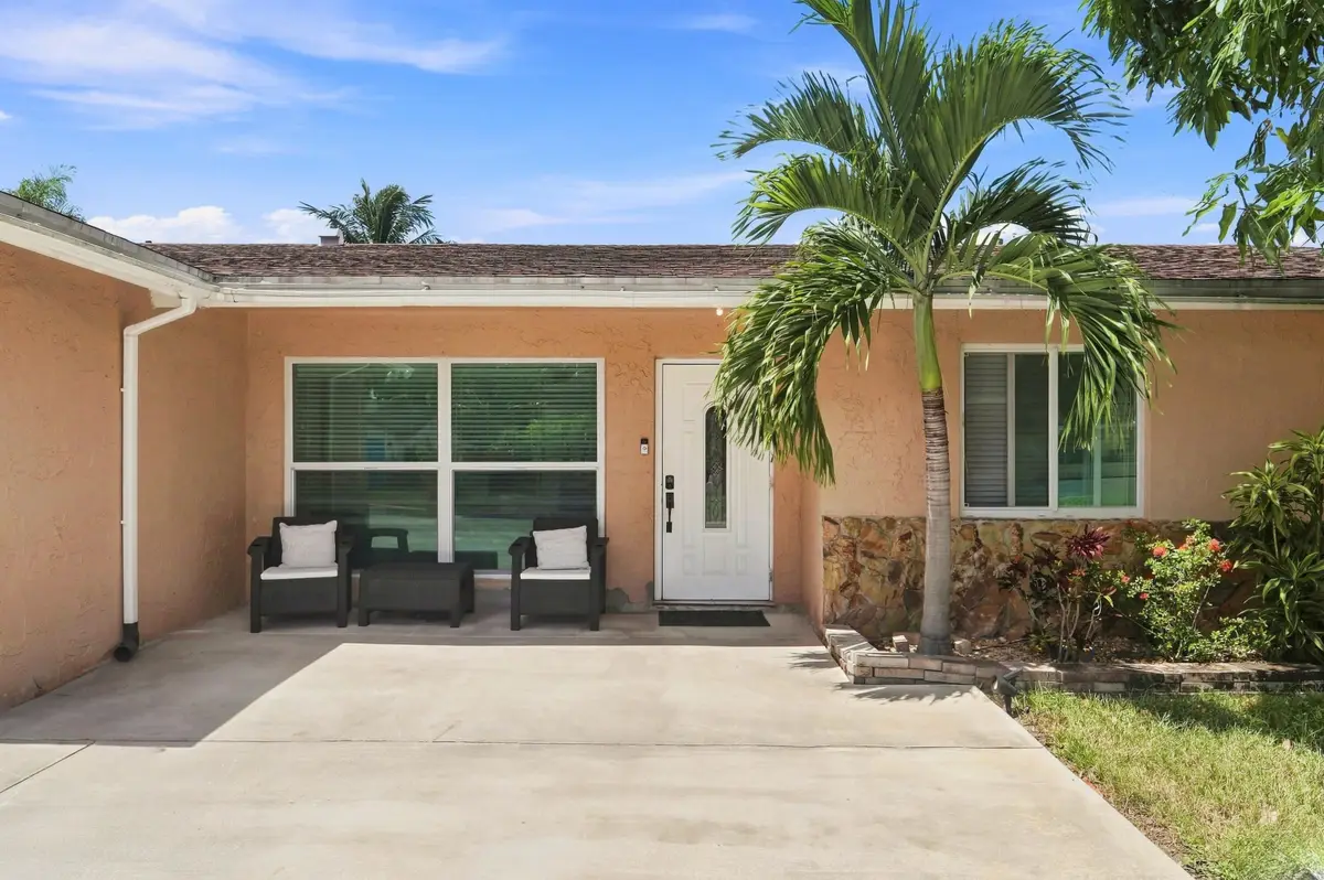 4665 NW 113th Avenue, Sunrise, FL 33323 - #1