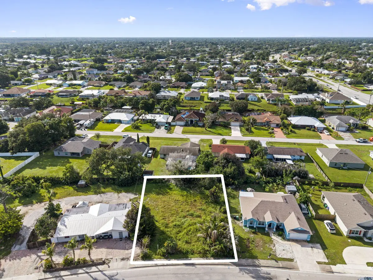 158 NE Saint James, Port Saint Lucie, FL 34983 - #1