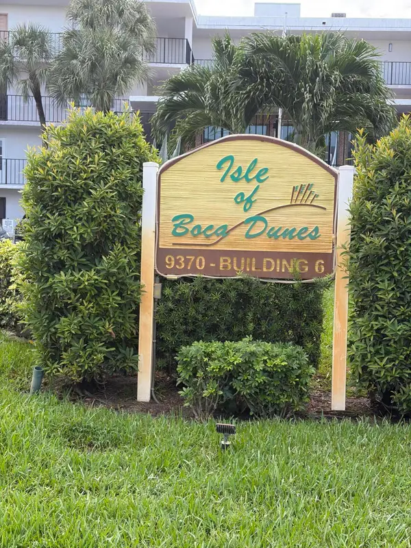 9370 SW 8th Street #118, Boca Raton, FL 33428