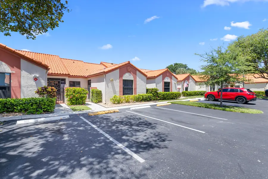84 Centennial Court, Deerfield Beach, FL 33442 - #3