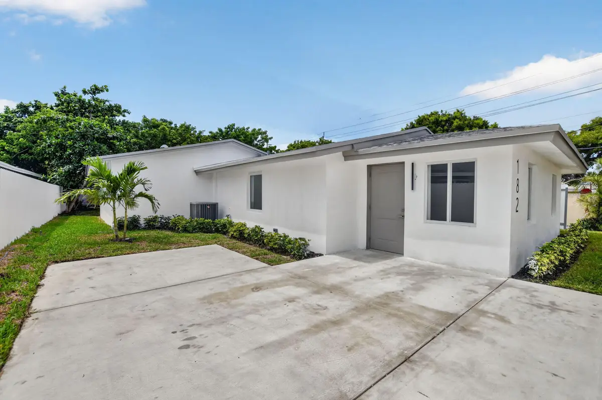 182 SW 6 Street, Deerfield Beach, FL 33441 - #1