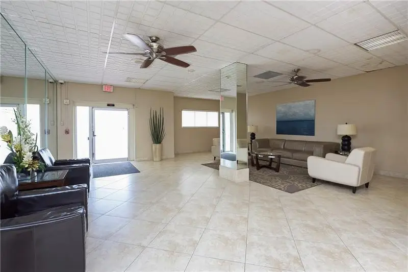 900 NE 18th Avenue #803, Fort Lauderdale, FL 33304 - #3