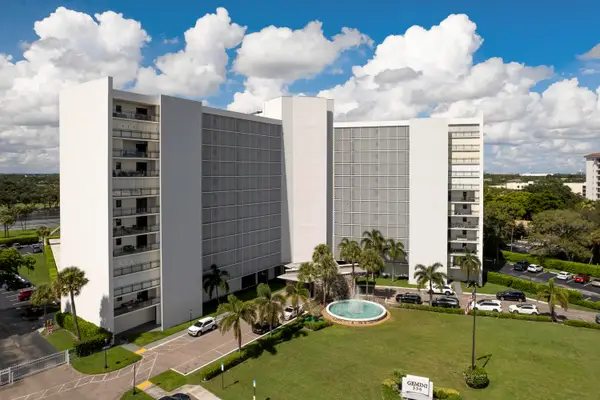 336 Golfview Road #1017, North Palm Beach, FL 33408
