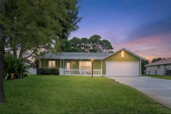1137 SW Curtis Street, Port St Lucie, FL 34983